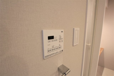 【設備】 | b.DOUGASHIBA | 浴室乾燥機