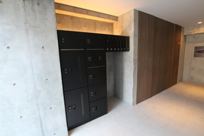 【その他共用部分】 | b.DOUGASHIBA | 宅配BOX完備です