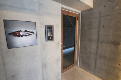 【セキュリティ】 | b.DOUGASHIBA | オートロック完備です