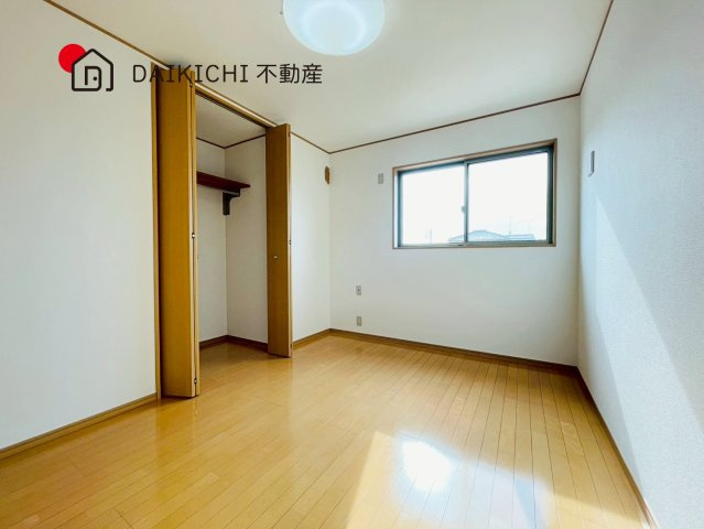 【洋室】 | 鴻巣市屈巣　中古戸建