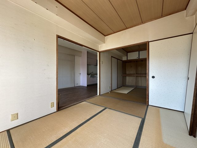 リバーサイドパレス明石の和室