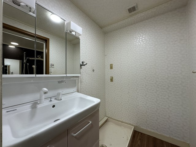 リバーサイドパレス明石の独立洗面台