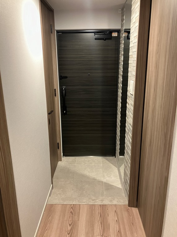 クリオ西横浜セントラルマークスの玄関