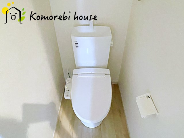 上尾市緑丘　9期　新築一戸建て　グレース　02のトイレ|シンプルで使いやすいトイレです