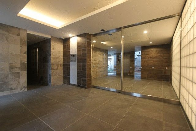 ＡＺＥＳＴ田無のエントランス