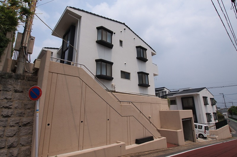 大池ガーデンヒルズのエントランス