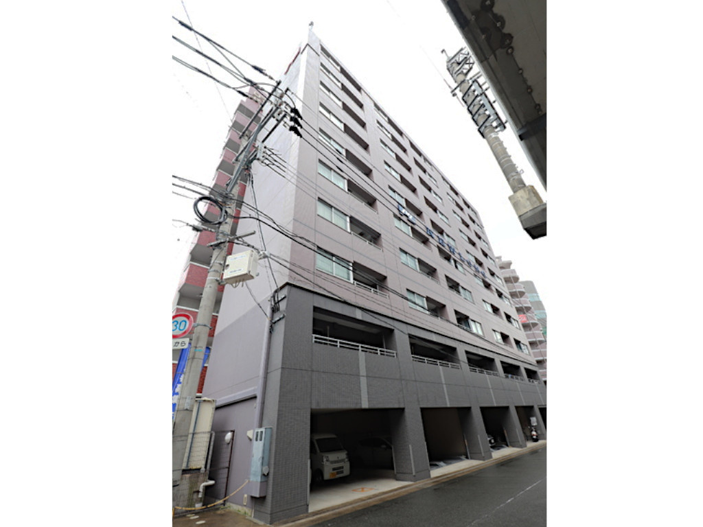 ニューロング博多の外観