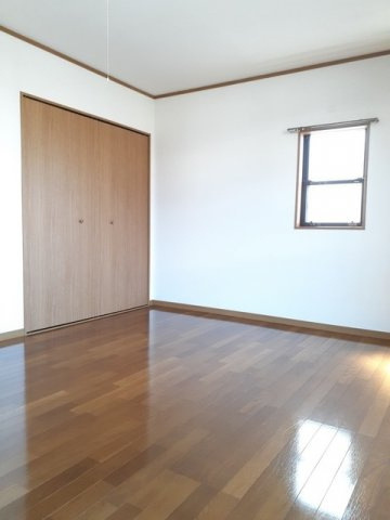 ドマ－ニＫの内装