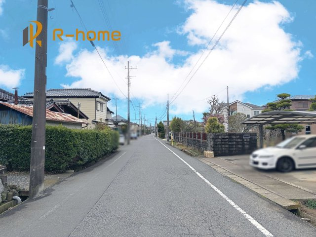 我孫子市青山第1期　新築戸建て　1号棟の前面道路含む現地写真|周辺環境も併せて案内致します♪
閑静な住宅地で笑顔あふれる新生活！
ぜひ現地へお越しください♪