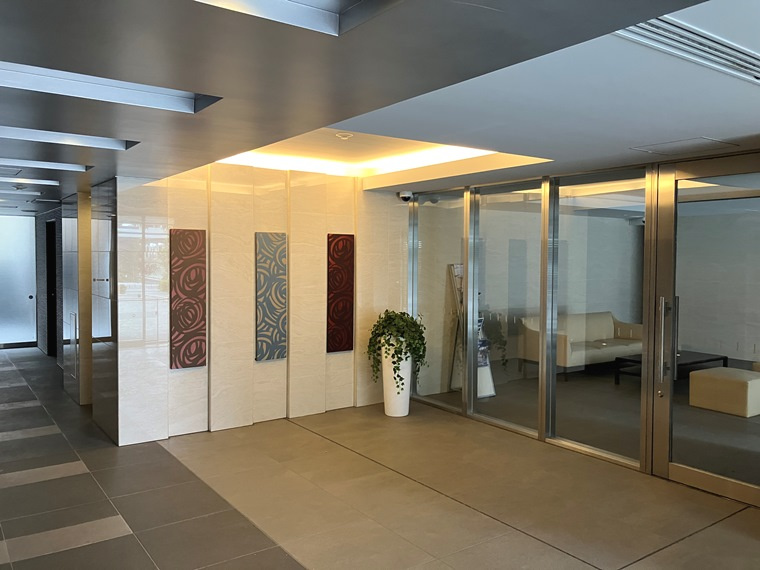 シティハウス流山おおたかの森ステーションコートのロビー