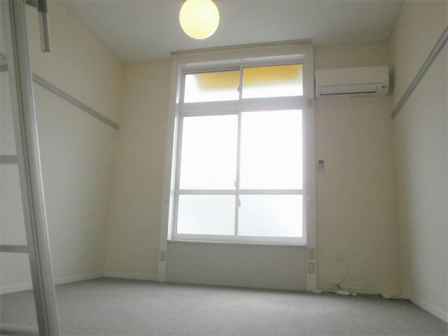 レオパレスＹＵＤＡの居間・リビング|備品や設備仕様は号室等により異なります現地をご確認下さい。