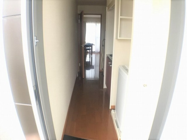 レオパレス御堀Ⅱの玄関
