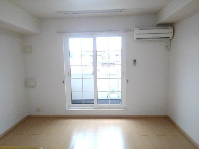 シャン・ド・フルールⅠの居間・リビング