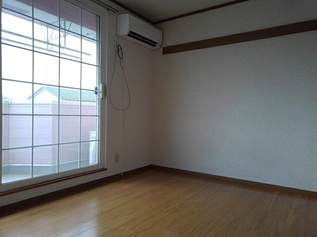 ニュークレストールＡの居間・リビング