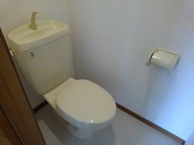 ニュークレストールＡのトイレ