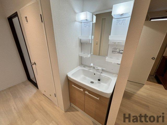 エステートピア緑地の独立洗面台