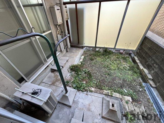 エステートピア緑地のバルコニー