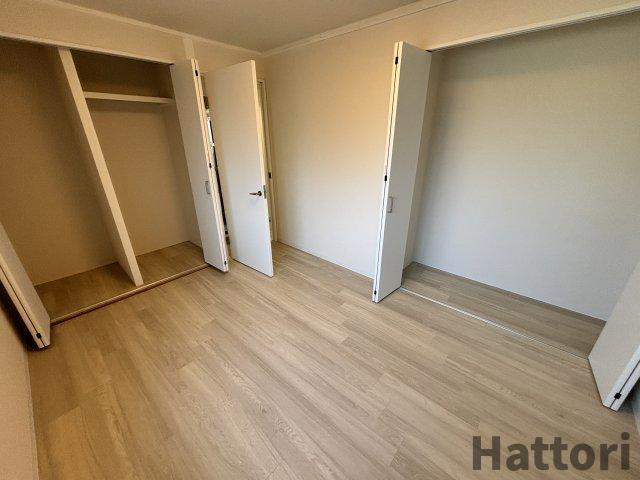 エステートピア緑地の居間・リビング