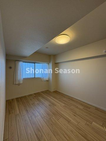 【洋室】 | 全居室に収納を備え、部屋ごとにすっきり片付きます。