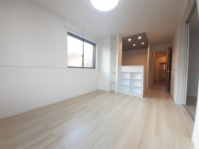 【居間・リビング】 | フェリア垣内 | おしゃれな居間です