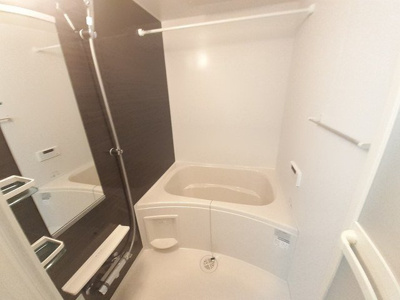 【浴室】 | フェリア垣内 | お風呂で日々の疲れを落としましょう