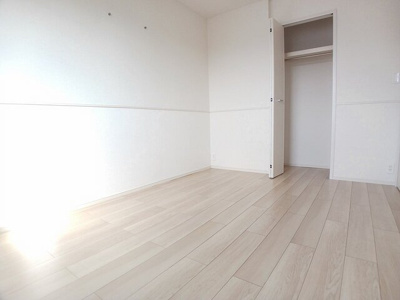 【内装】 | ウエスト・ラポール | 中はこのようになっています