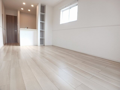 【居間・リビング】 | ウエスト・ラポール | ゆったり過ごせる居間です