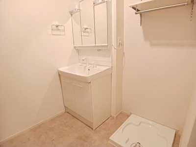 【洗面所】 | ウエスト・ラポール | 使いやすい洗面所です