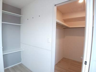 【収納】 | ウエスト・ラポール | こまごまとしたものを収納できそうですね