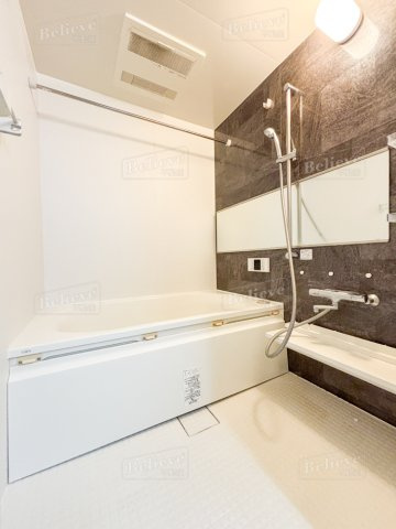 アーバンコート中央町の浴室|追い焚き・浴室乾燥機付きのお風呂です♪