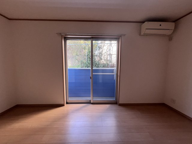 ハイツウエストIIの寝室