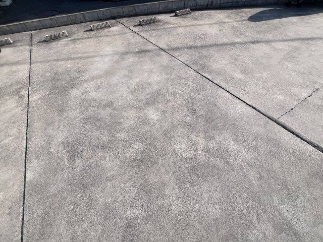 ハイツウエストIIの駐車場