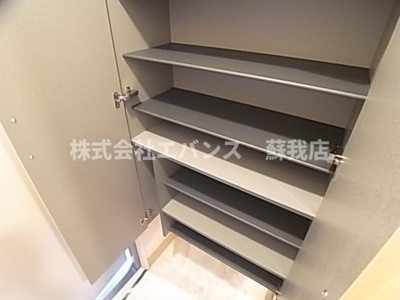 【エントランス】 | メゾンエミールドゥ | 毎日通るエントランスはこのようになっています