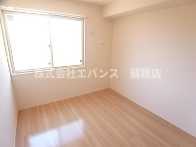 【寝室】 | メゾンエミールドゥ | 開放的な寝室です