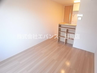 【居間・リビング】 | メゾンエミールドゥ | 居間です