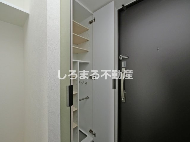 プレサンス朝潮橋ベイ・ブリーズの収納