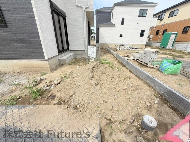 吉川市高久1丁目　新築戸建　全3棟　A号棟の駐車場|現地の写真になります。