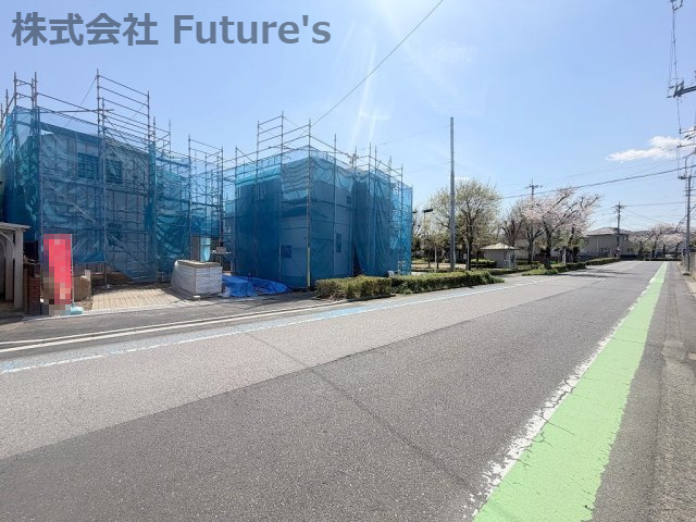 吉川市高久1丁目　新築戸建　全3棟　A号棟の前面道路含む現地写真|前面道路含む現地写真です。