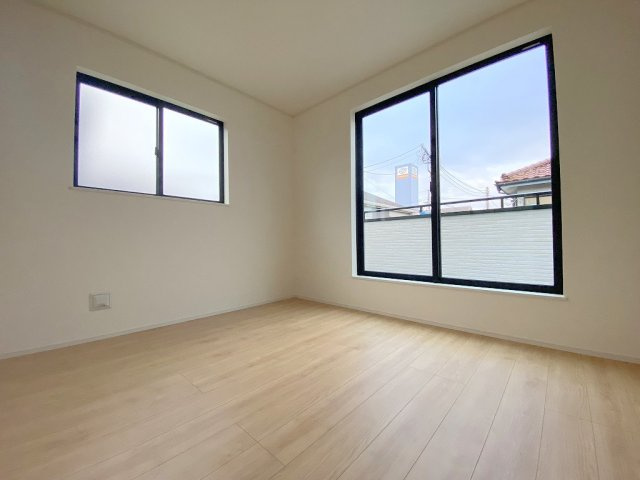 吉川市高久1丁目　新築戸建　全3棟　A号棟の洋室|同施工会社の参考写真になります。