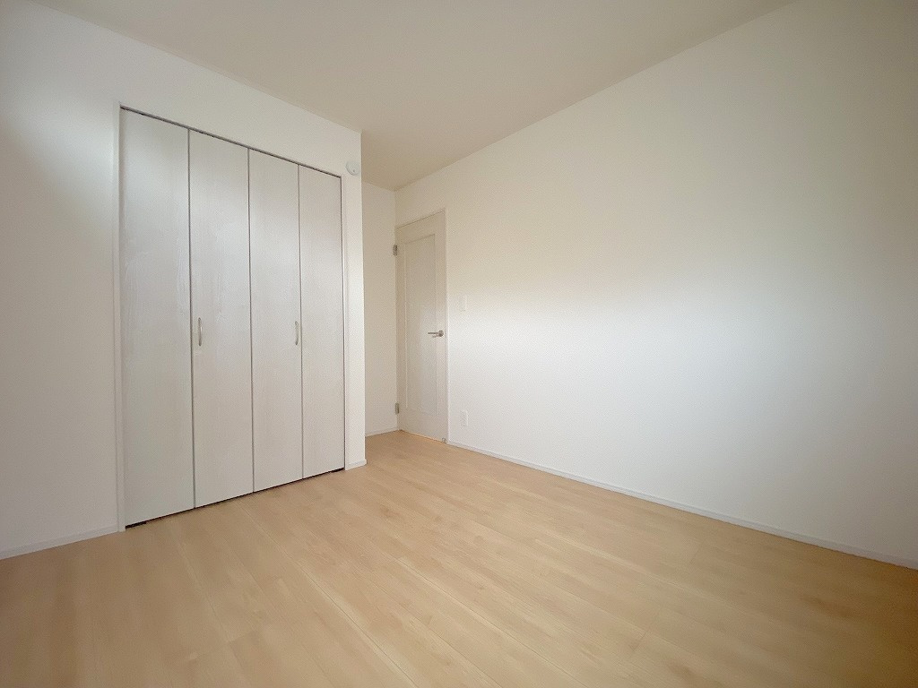 吉川市高久1丁目　新築戸建　全3棟　A号棟の洋室|同施工会社の参考写真になります。