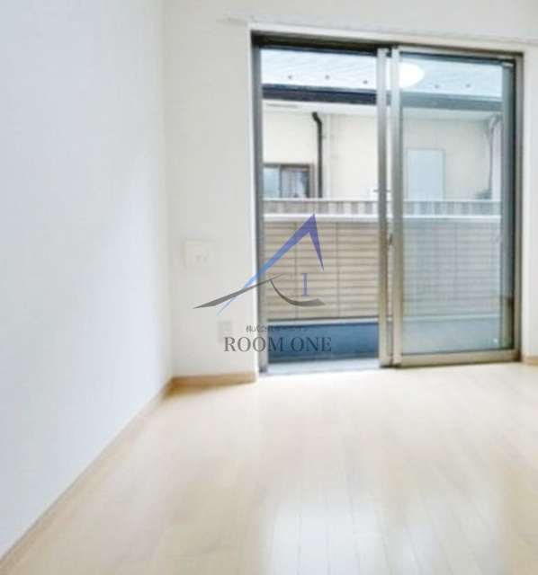 ＩＬＰＲＩＭＯ　ＺＡＺＡの居間・リビング|洋室のお部屋です。