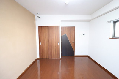 【洋室】 | セレブザドリーム都島内代