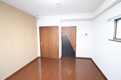 【居間・リビング】 | セレブザドリーム都島内代