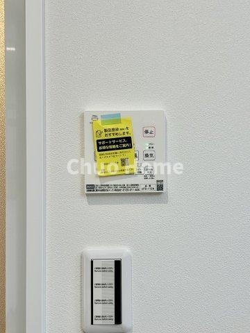 江戸川区春江町3丁目新築分譲住宅の冷暖房・空調設備|【浴室乾燥機】暖房・冷風・換気・乾燥が可能です。毎日を快適に過ごせるうれしい機能が揃っています。雨の日の洗濯物も安心です。