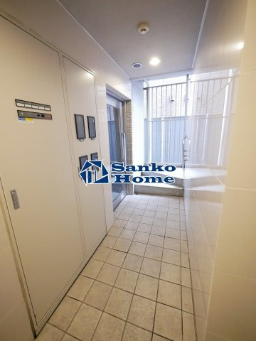 モンパレ入谷のロビー