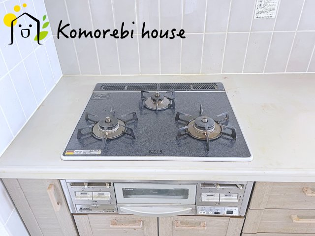 ワコーレロイヤルガーデン北本　E棟のキッチン|26.2.21撮影済み