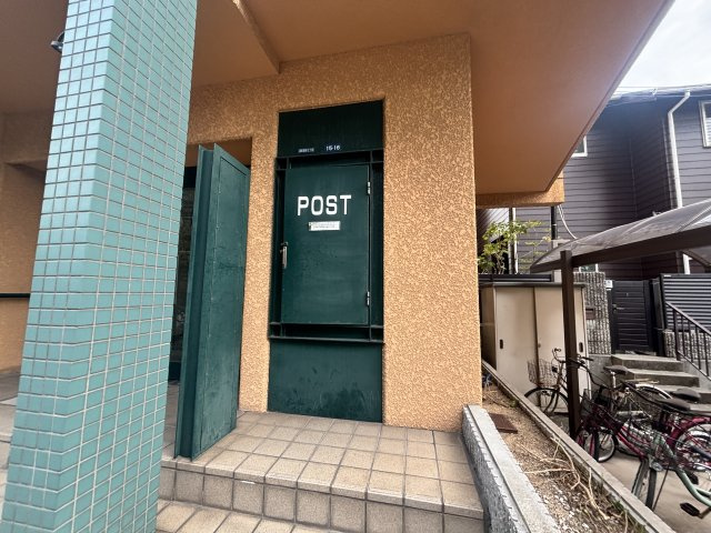 エルマール御影のエントランス