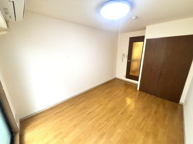 エルマール御影の寝室