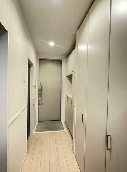 メゾンドサリジェの玄関