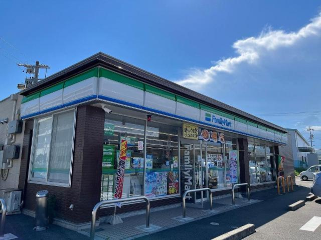 スターテラス　四季の周辺|ファミリーマート大垣大井四丁目店まで2,261ｍ